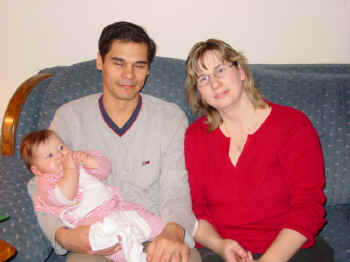 Julia, Dad Erwin, Mom Lora
